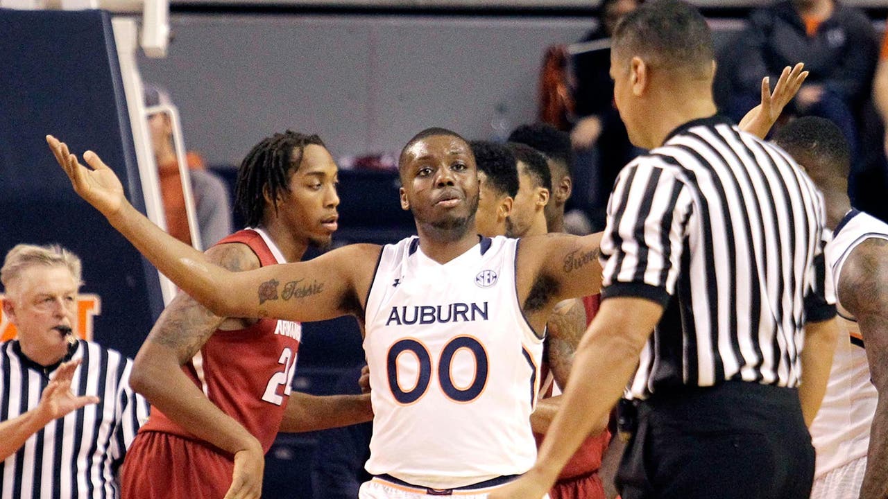 No. 24 Arkansas beat Auburn in technical-filled, chippy game